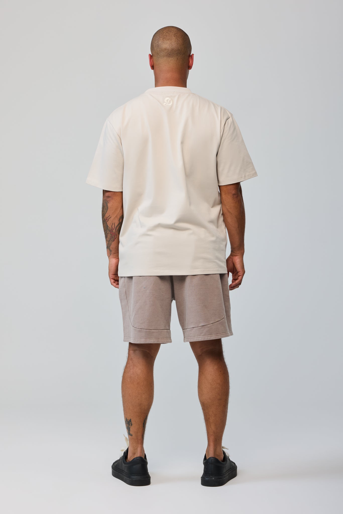 Essential Tee Beige
