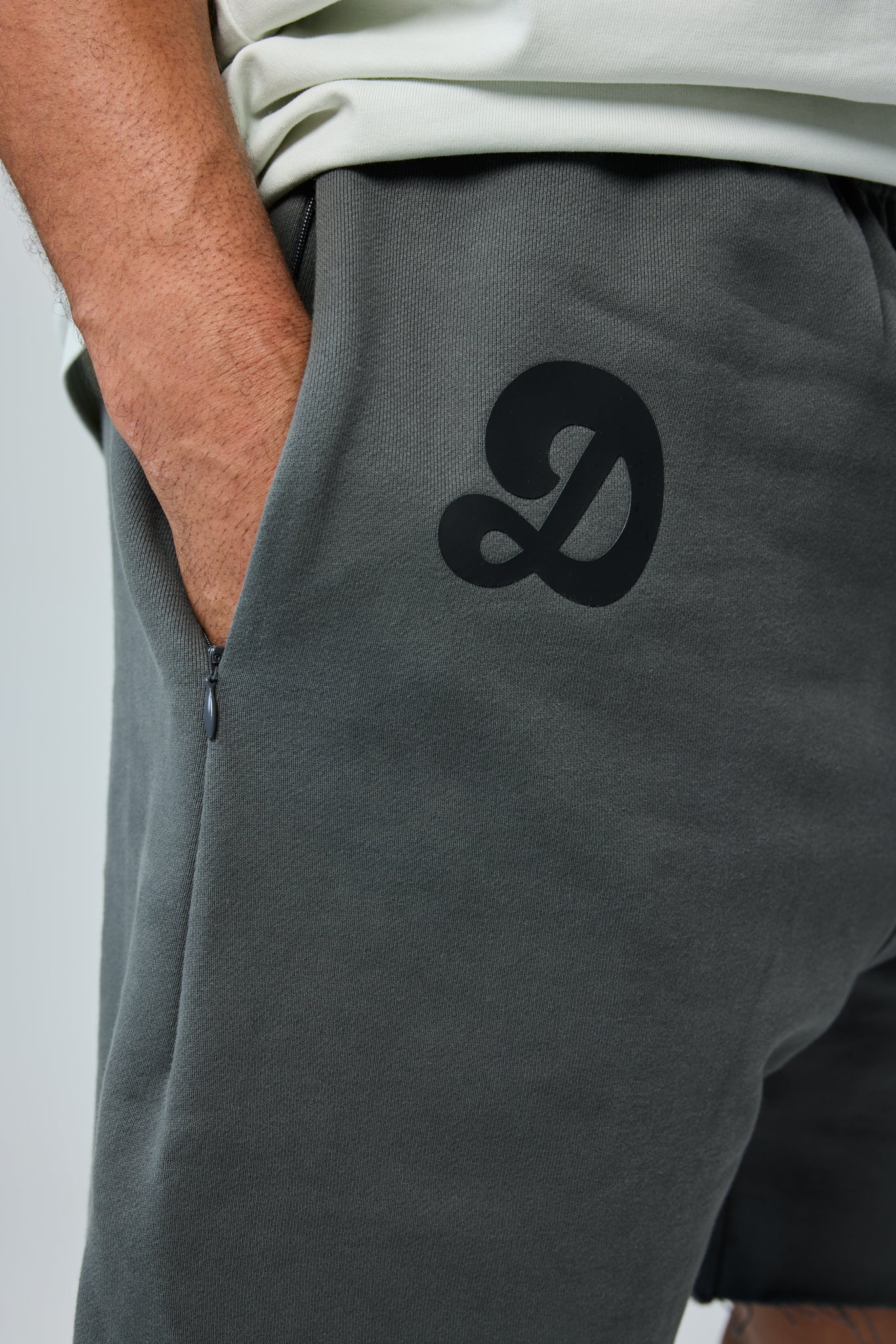 Lounge Short - Charcoal